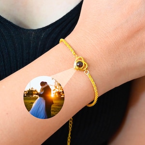 Custom Photo Projection Bracelet,Memorial Picture Inside Bracelet, Personalized Photo Bracelet,Anniversary Gift,Gift for Her,Heart Pendant