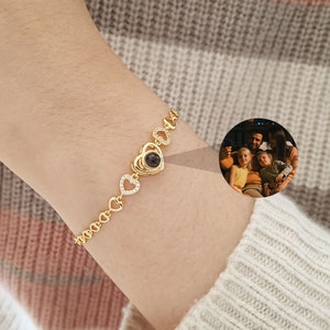 Custom Photo Projection Bracelet,Memorial Picture Inside Bracelet, Personalized Photo Bracelet,Anniversary Gift,Gift for Her,Heart Pendant