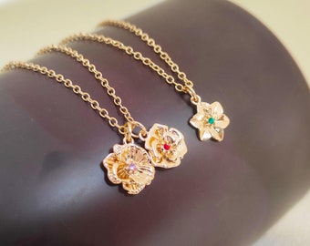 Custom Birthflower Necklace with Birthstone,Family Birth Flower Necklacce,Birthday gift for Mom,Anniversary gift for her,Bridesmaid gift