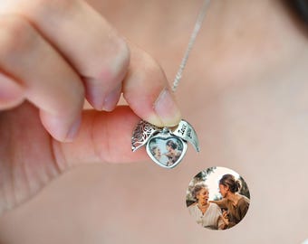 Custom Heart Locket Necklace with Photo,Vintage Locket Necklace,Anniversary Gift,Wedding gift for her,Graduation Gift,Christmas Gift for Mom