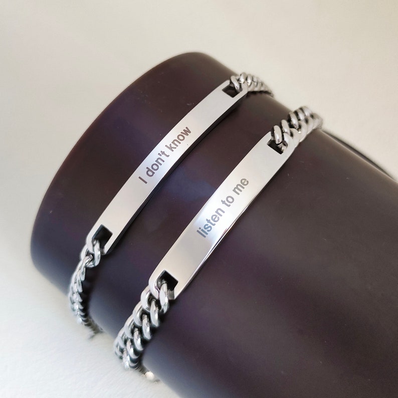 Bracelet pour couple personnalisé, gravure du nom du bracelet, cadeaux d'alerte médicale coordonnées, cadeau pour couples, cadeau de la Saint-Valentin, ensemble de bracelets bar image 6