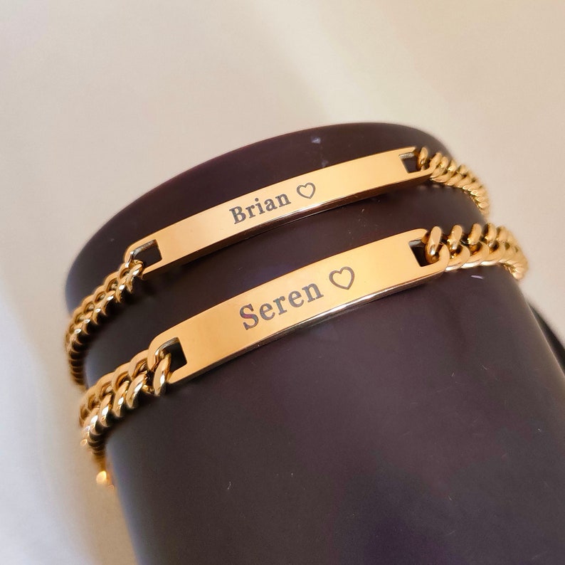 Bracelet pour couple personnalisé, gravure du nom du bracelet, cadeaux d'alerte médicale coordonnées, cadeau pour couples, cadeau de la Saint-Valentin, ensemble de bracelets bar image 1