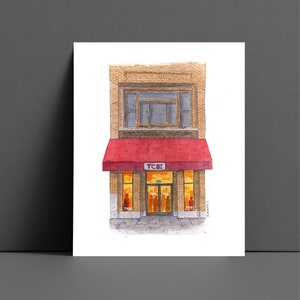 Puede incluir: Una pintura de acuarela de una tienda con un toldo rojo que dice "TCB!" La tienda tiene dos ventanas con luz amarilla que proviene del interior. Las ventanas tienen el texto "TCB!" en ellas.