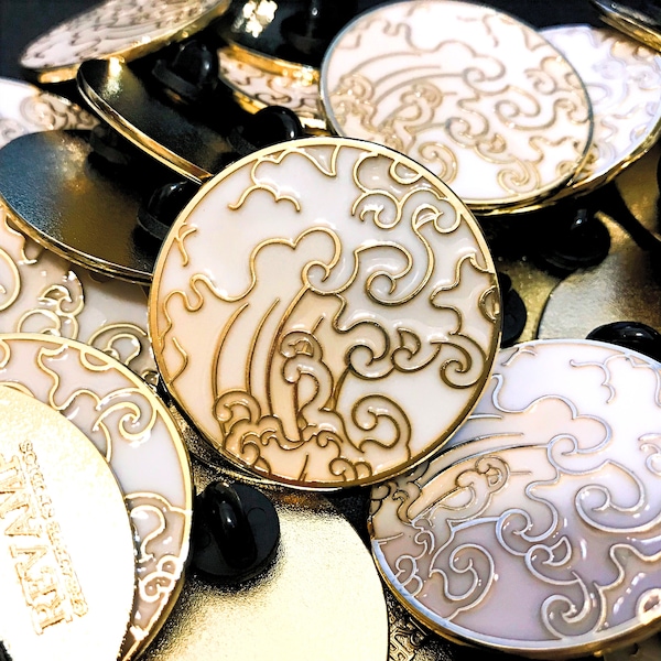 Enamel pin - Great Wave