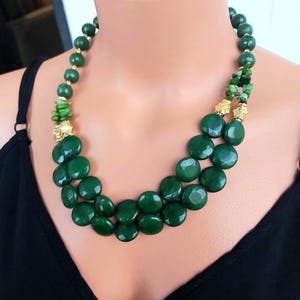 Colar de pedra preciosa de ágata verde para mulheres, colar multicamadas, joias artesanais com contas grandes e grossas, presente para mulheres, presente para o dia das mães