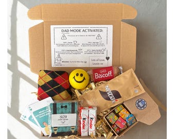 Personalised Dad Survival Kit Gift Box, Fathers Day Gift, Chocolate Sweet Treat Box for Him, Dad Birthday Gift, New Dad Mens Care Package