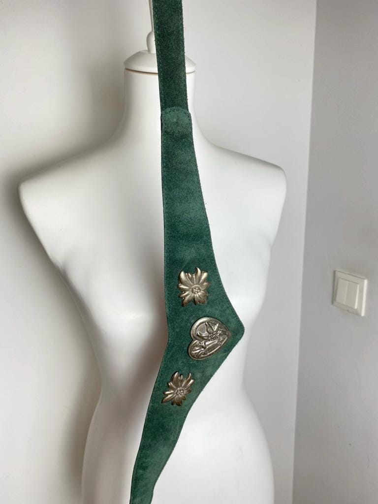 Vintage Green Suede Belt With Silver Floral and Heart  display picture 3