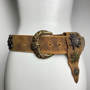 Topfer bohemian leather belt with nickel studs WOMENS SHAG LEATHER BROWN BRUSHED NICKEL STUDS BOHEMIAN BELT  main image 3