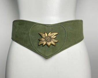 Vintage Green Leather Trachten Belt with Edelweiss Detail – Alpine Folk Style (Size 75)