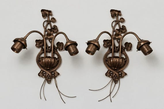 Applique Art Nouveau in ottone bronzato - Elegante coppia artigianale italiana dei primi del '900