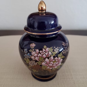 GINGER JAR Japanese Blue Cobalt Blue Gold-Trimmed Miniature Ginger Jar Flowers in a Cart, Japanese Porcelain Ginger Jar Hand-painted
