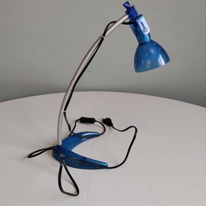 Lampada vintage blu Ikea Morker. Lampada da tavolo. Progettato da K. &M. Hagberg.