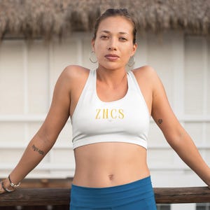 Moisture-Wicking Sports Bra: Athletic Workout Crop Top