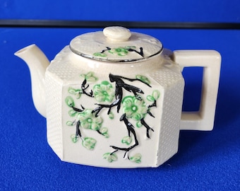 Vintage 1920s-1930s Moriyama Japanese Teapot – Octagonal, Hand-Painted Cherry Blossom Design