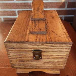 Vintage 1950s Griffin Shinemaster Shoe Shine Box – Collectible Shoe Shiner Kit