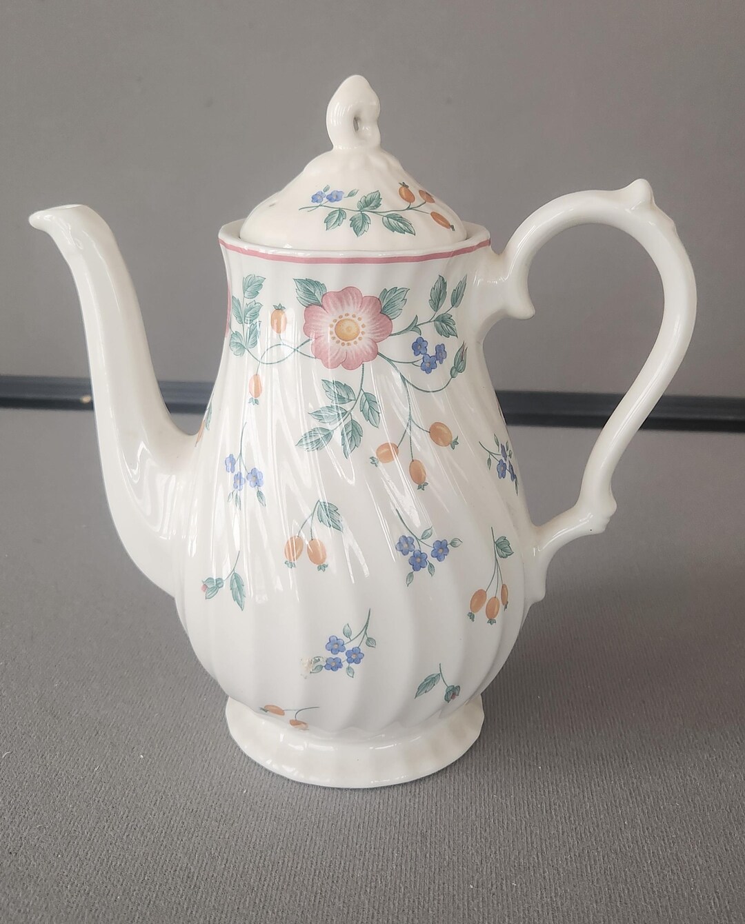 Vintage Churchill Briar Rose Coffee Pot Tea/coffee Pot England Floral ...