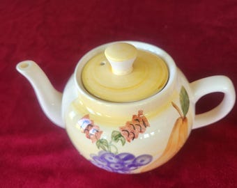 Vintage fruit pattern small  teapot 4.5" tall