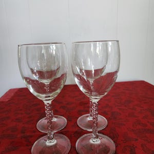 Set of 4 Vintage Clear Facet Stem Goblets – Wine or Water Glasses, 7.75&quot; Tall, Classic Vintage Glassware