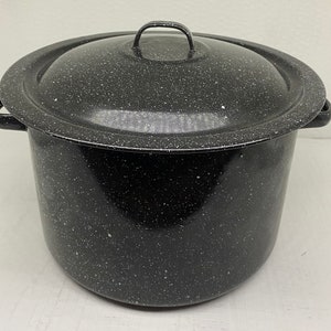 Vintage large Black Speckled Graniteware / Enamelware Round Stock Pot Canning Pot Rustic Camping Farmhouse