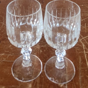 Vintage Cut Crystal Style Wine Glasses Set of 2 – Faceted Bowl, Knobbed Stem Goblets, Elegant Barware