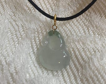 18k gold Natural Untreated High Icy Hulu Jadeite Small Pendant, floating Grade A Jadeite