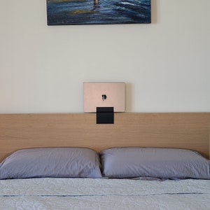 Laptop night stand: Vertical-stand for Laptop/tablet --- Sleepy? Put your laptop away in a whim