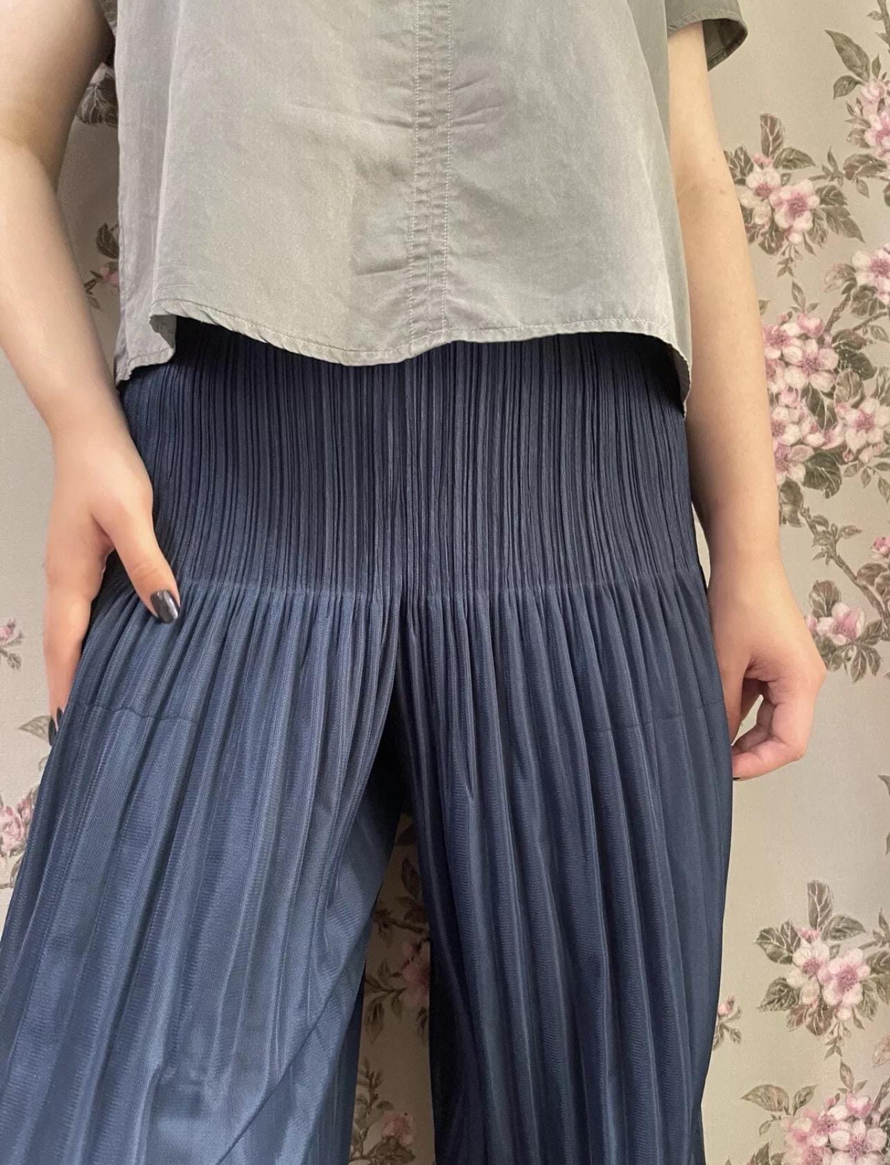 PLEATS PLEASE サルエルパンツ ダーク　黒サイズ5 Rare!! Pleats Please Issey Miyake Fluffy Sarouel Pleated