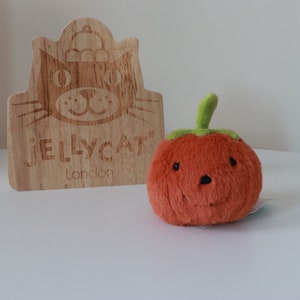 jellycat fluffy pumpkin