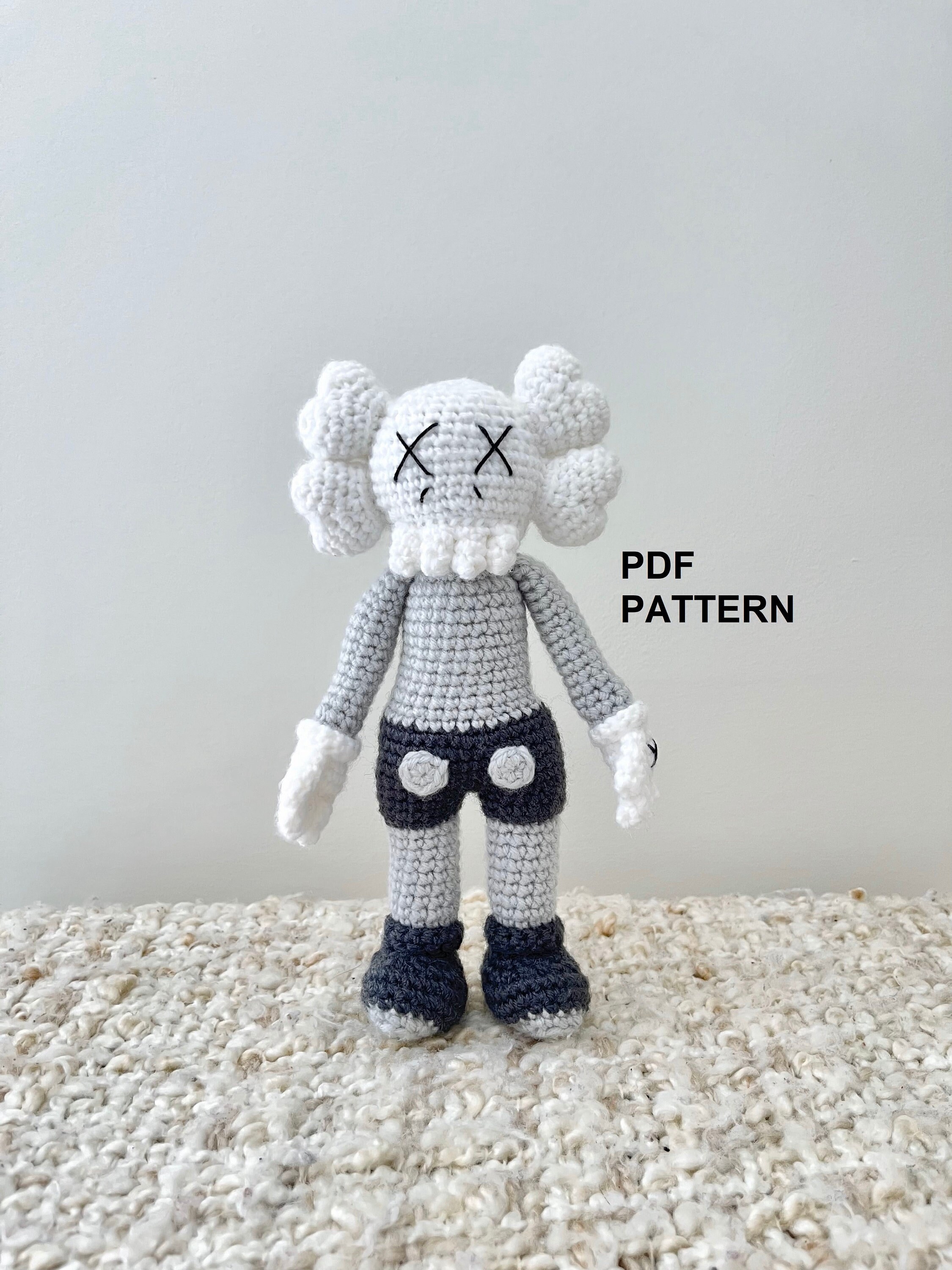 ジェイ★大特価 Kaws Ornaments Original6点セット KAWS items available at Toy Tokyo! – TOY TOKYO