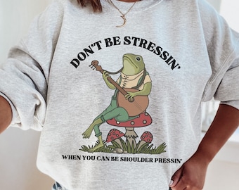 Shoulder Pressin Frog, Gym Frog Sweater, Pump Cover Sweatshirt, Gym Rat Crewneck, Gift For Weightlifting, Cute Pump Cover, Women Gym Clothes