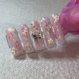 Zinnia Press Ons | Press On Nails