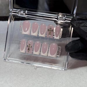 French Tip Press Ons | Press On Nails