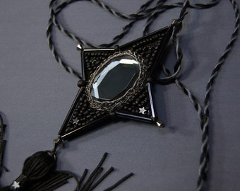 BLACK STAR jewelry brooch pendant, Dark star adornment pin necklace, Noir Star ornament brooch charm, present for her, present for him