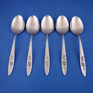 Oneida MY ROSE ~ Soup Spoon 6 7/8&quot; ~ Glossy Stainless ~ Beautiful Vintage Flatware ~ Sold in Sets of 5