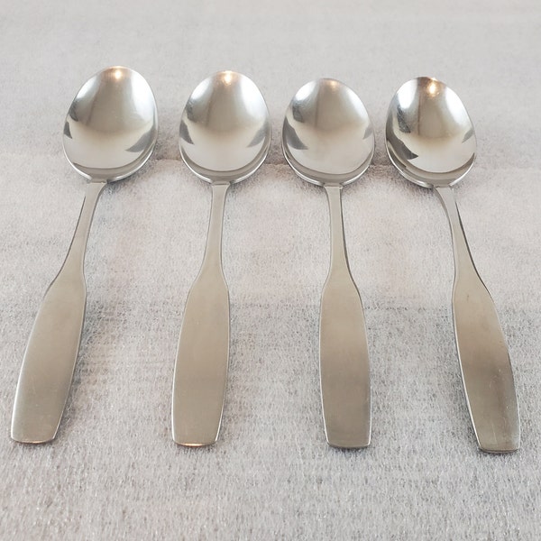 Oneida PAUL REVERE Stainless ~ Oval Soup Spoon 6 3/4" ~ Beautiful Vintage Pattern Flatware ~ Sold in Sets of 4