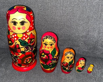 Matryoshka Nesting Dolls