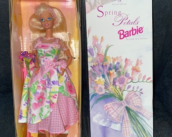 Muñeca Barbie Pétalos de primavera