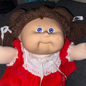 Cabbage Patch Doll image 2