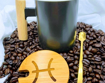 Pisces Black Coffee Mug, Mug with Stirring Spoon and Bamboo Lid/Coaster, Custom Mug Set, Engraved Lid 12 oz Mug, Coffee Lover, Zodiac Gift