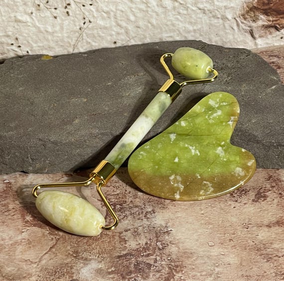 Brazilian Jade Roller and Gus Sha Set, Individual