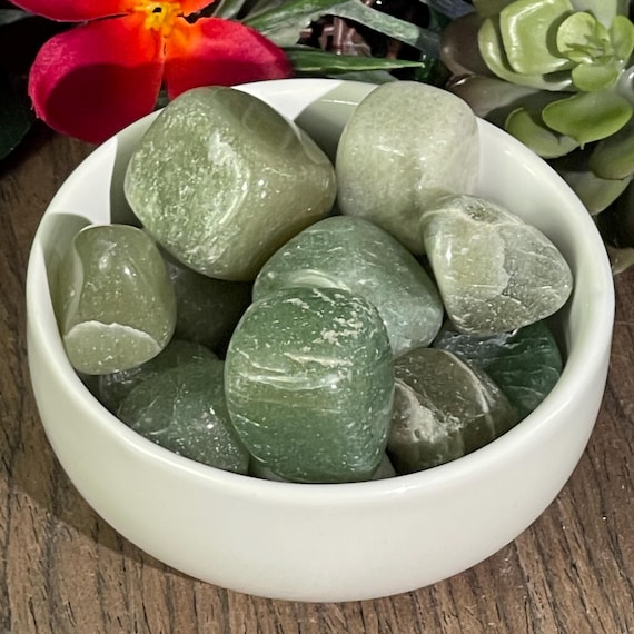 Green Jade/Tumbled/Intuition/Balance/Harmony