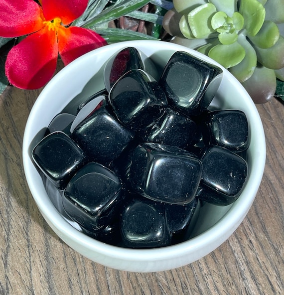Black Obsidian (Tumbled)