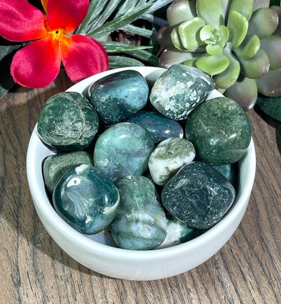 Moss Agate/Tumbled/Grounding/Gardening