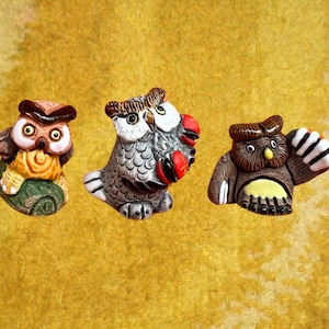 Set of 3 Mini Folk Art Ceramic Owl Figurines - Casals, Artesania Rinconada Style