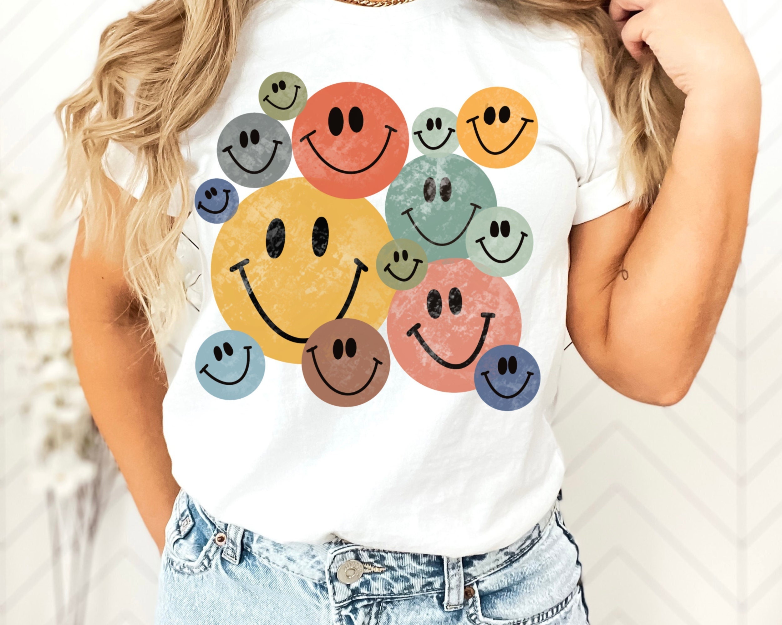 Star Eyes Emoji Halloween Costume Emoji Group Kids T-Shirt - TeeHex