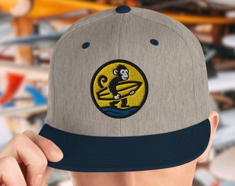 Surfing Monkey Broderad Snapback-keps: Beach Bum Baseballkeps