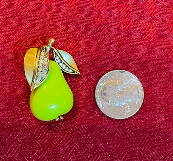 Gold Tone Green Pear Brooch - image 3
