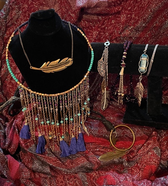 Feather Jewelry Bundle, Lot contains 6 Feather Nec