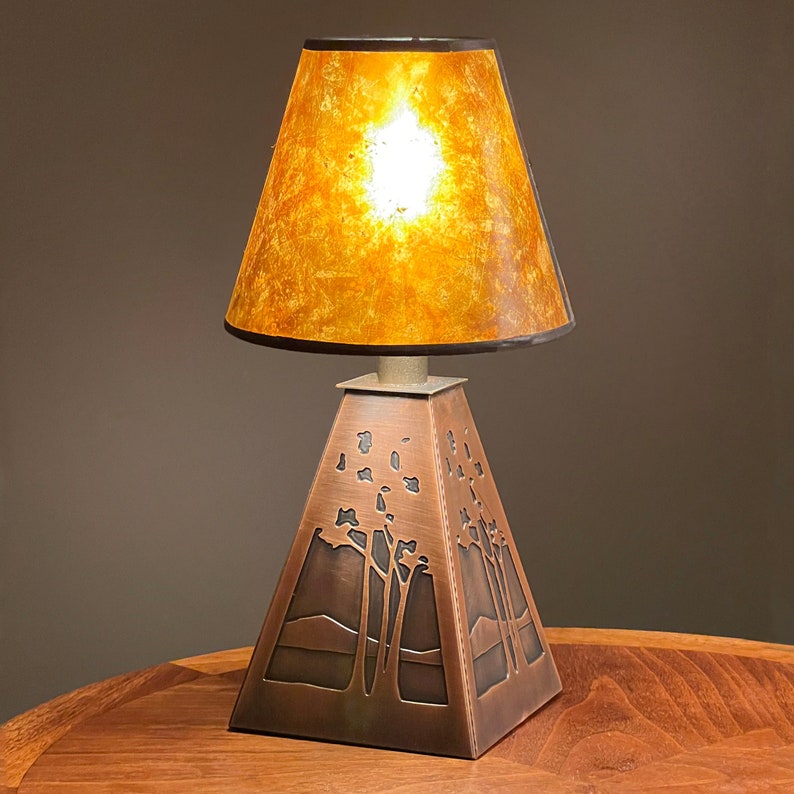 Craftsman Style Accent Table Lamp With Etched Copper Base and Mica