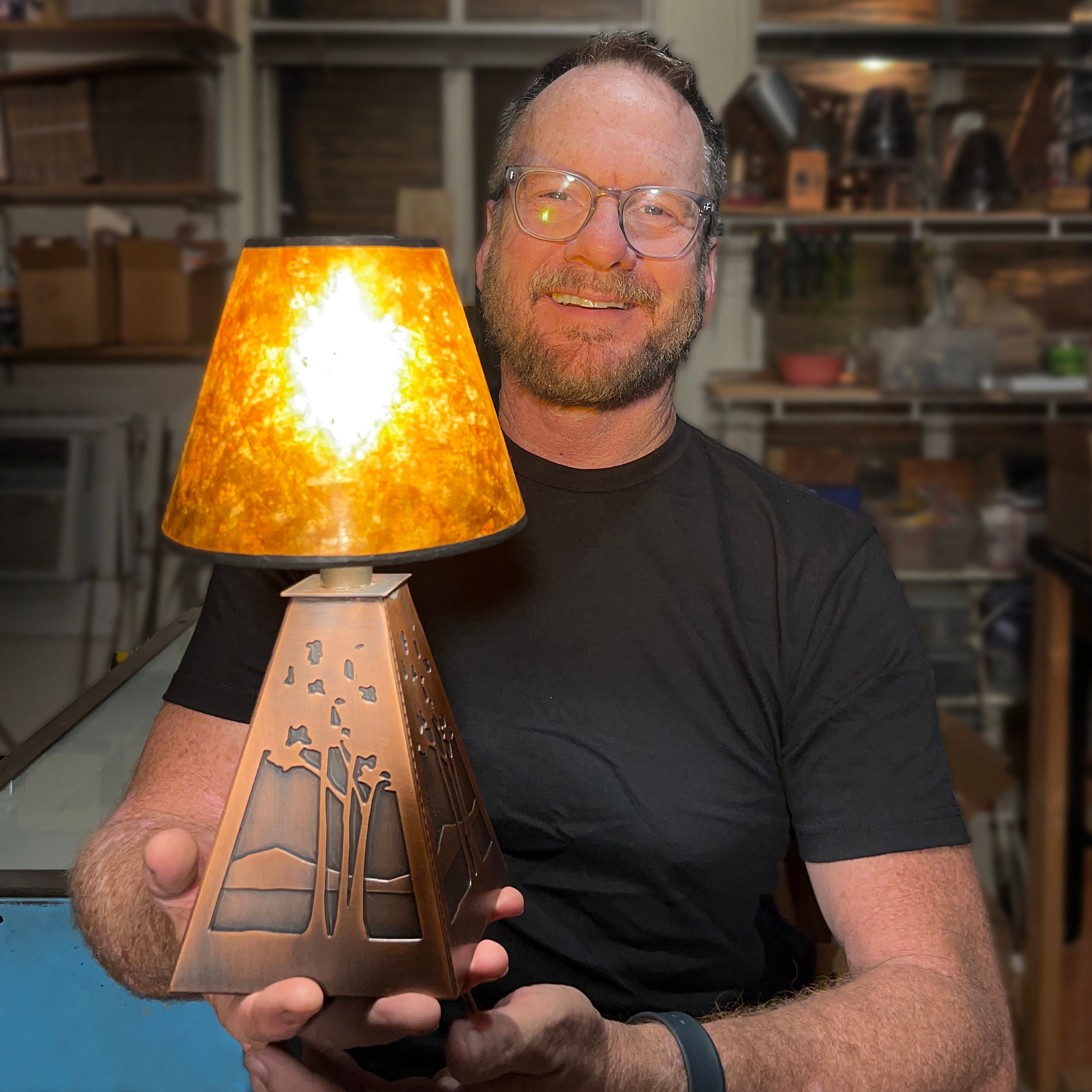 Craftsman Style Accent Table Lamp With Etched Copper Base and Mica